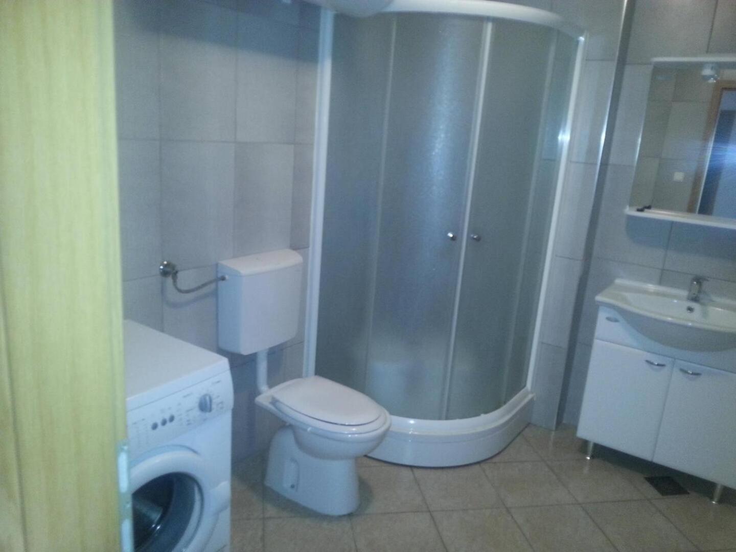 Sostanj Velenje Ravne Sobe Rooms Vrtacnik D O O Extérieur photo