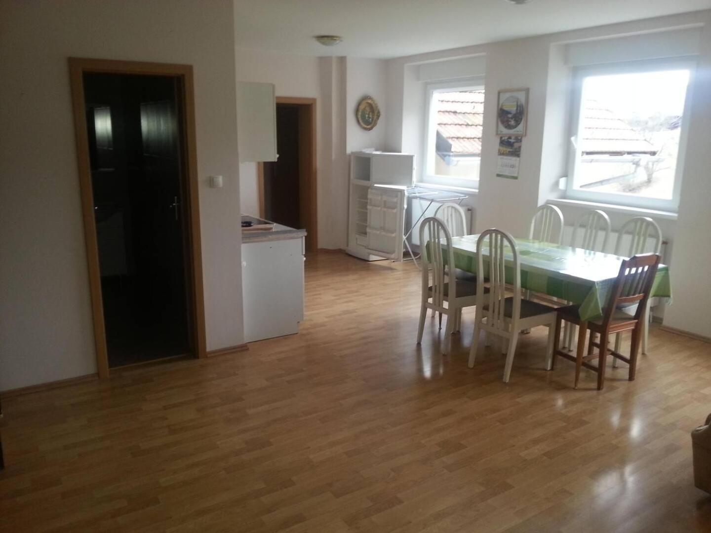 Sostanj Velenje Ravne Sobe Rooms Vrtacnik D O O Extérieur photo